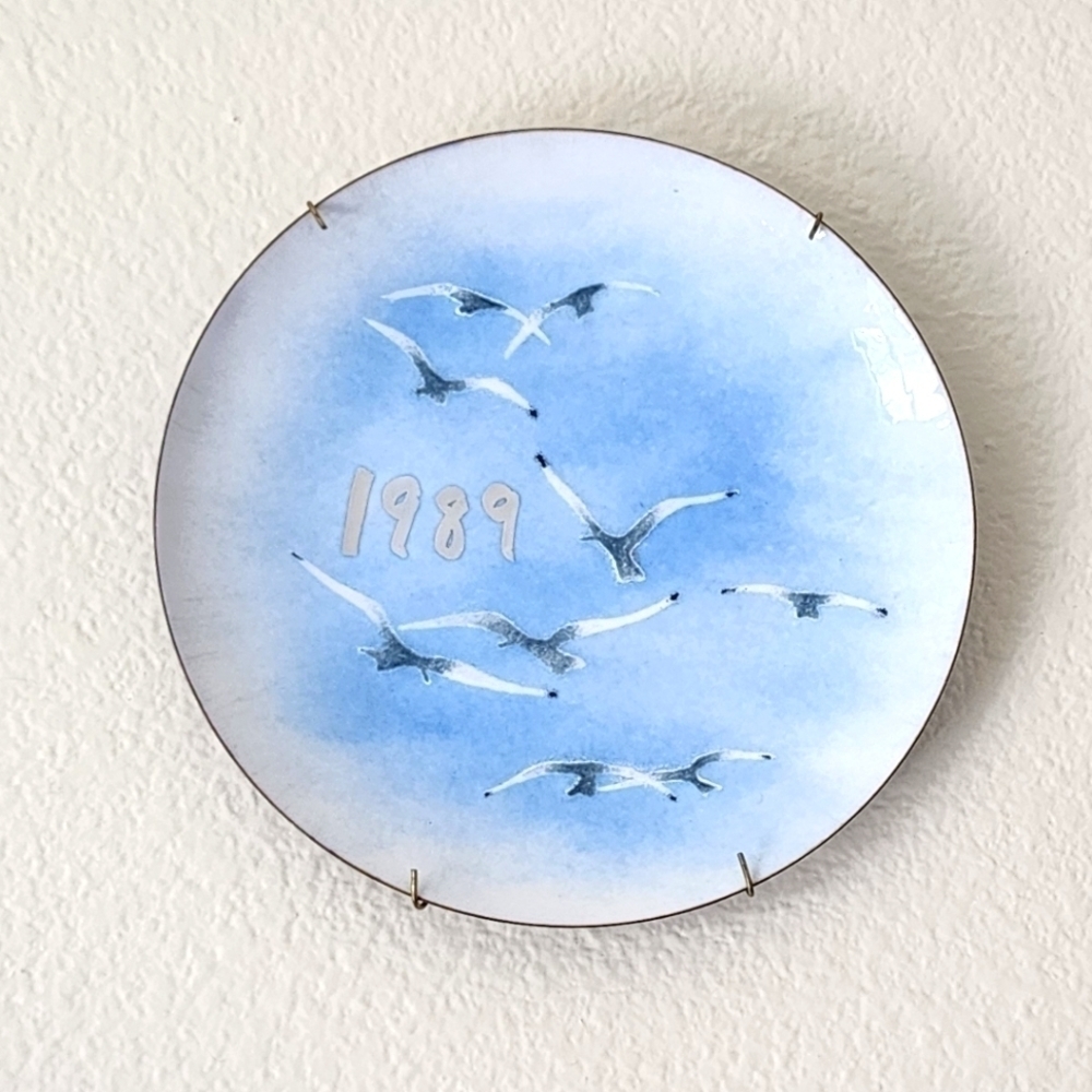 Taylor Swift 1989 Inspired Vintage Seagull  Decorative Wall Plate